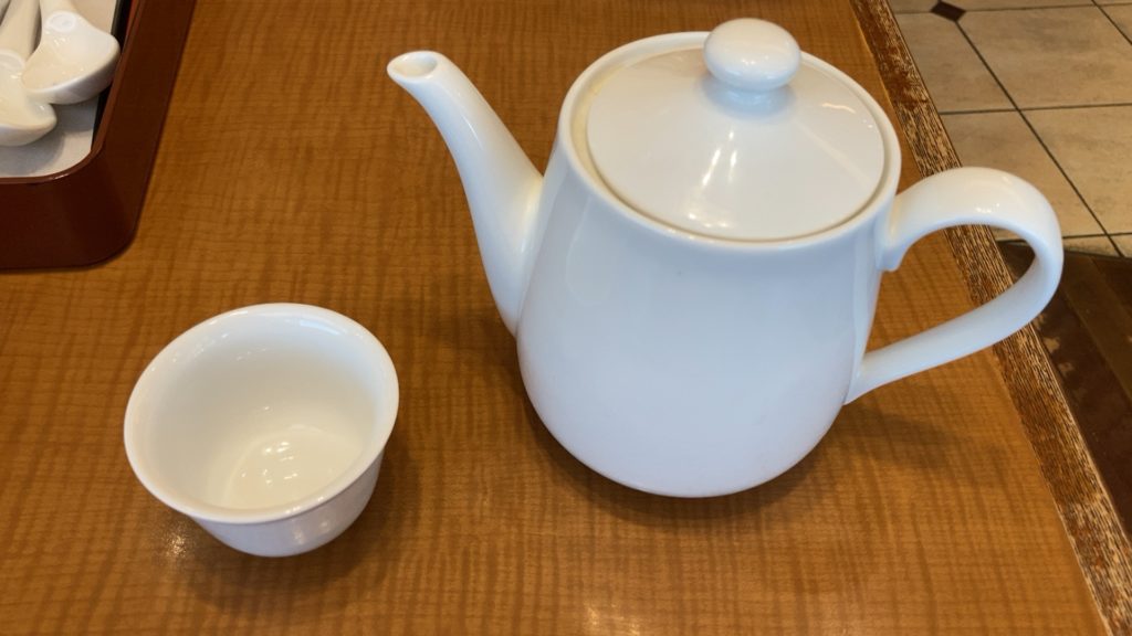 鼎泰豐 立川ガーデンテーブルズ店 （ディンタイフォン）大人気の台湾小籠包サービスのお茶