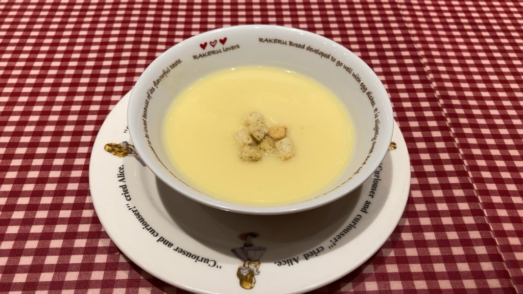 立川【ラケル】グランディオ店セットのスープ