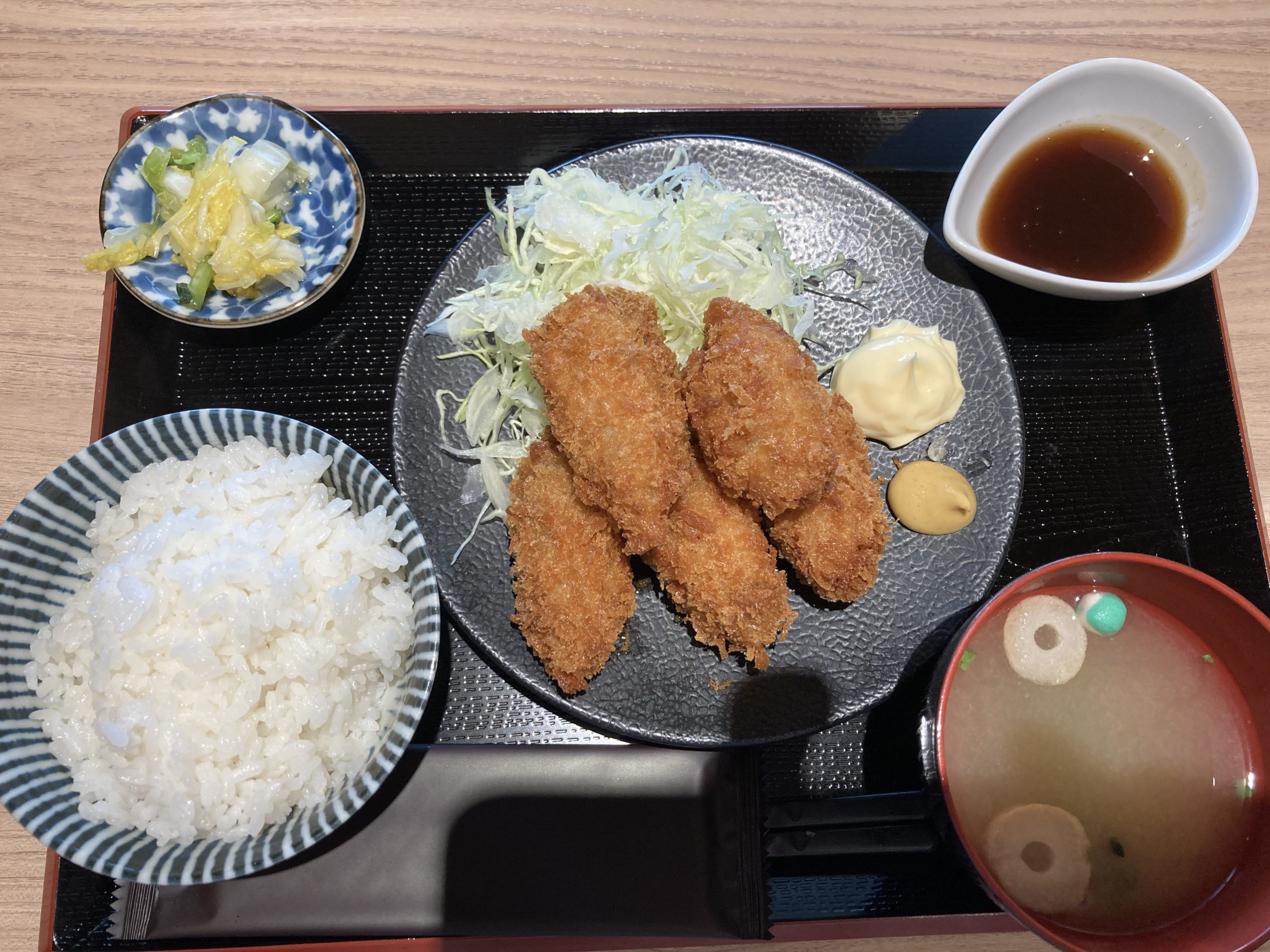 【立川 牡蠣basara】ランチの牡蠣フライ定食